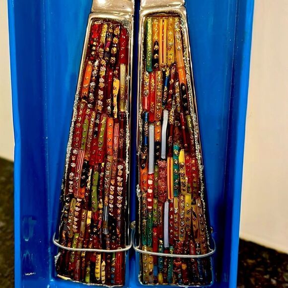 Wild Bye Designs-Salad Tongs. New in Box - Picture 2 of 5